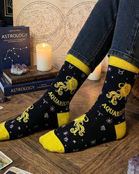 Aquarius Socks Air Vision Horoscope Edition